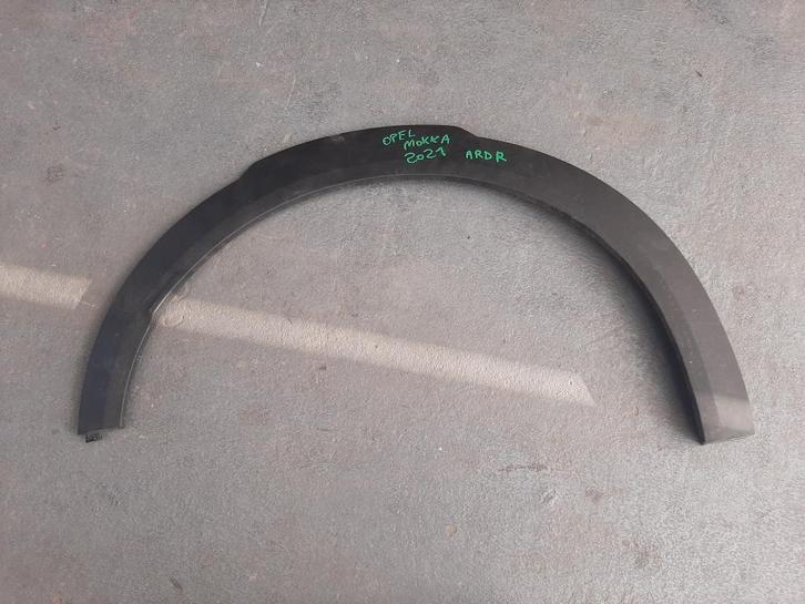 Elargisseur d'aile OPEL MOKKA 2021 ARRIERE DROIT EXTENSION, Autos : Pièces & Accessoires, Suspension & Châssis, Opel, Enlèvement ou Envoi