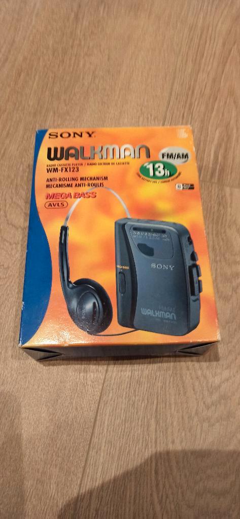 Sony Walkman cassette FM/AM WM-FX123, TV, Hi-fi & Vidéo, Walkman, Discman & Lecteurs de MiniDisc, Walkman ou Baladeur, Enlèvement ou Envoi