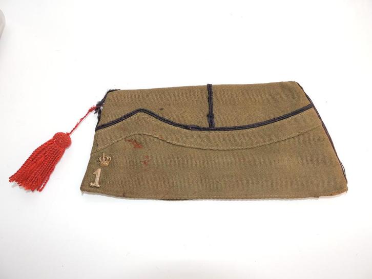 1940 ABBL Muts met markering, Verzamelen, Militaria | Tweede Wereldoorlog, Overige soorten, Ophalen of Verzenden