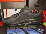 Nike Air Max 90 'Black/Chlorophyll' EU46 2022, Zwart, Nike, Ophalen of Verzenden, Sneakers