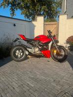 Ducati Streetfighter V2, Motoren, 2 cilinders, 950 cc, Particulier, Naked bike