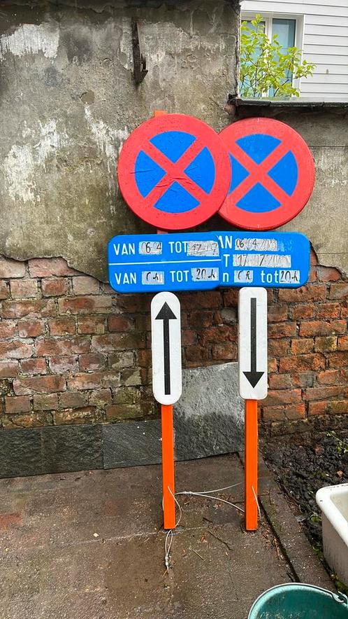 Set parkeerverbodsborden aluminium met zware voet, Doe-het-zelf en Bouw, Platen en Panelen, Zo goed als nieuw, Ophalen of Verzenden