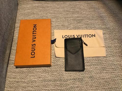 Louis Vuitton kaarthouder, Handtassen en Accessoires, Portemonnees, Zo goed als nieuw, Overige merken, Zwart, Leder, Ophalen