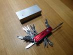 Victorinox Cyber 41 Red trans 1.7775.T, Collections, Enlèvement ou Envoi, Neuf