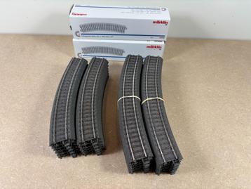 Märklin H0 - Lot de 24 rails (24130 & 24230), Hobby & Loisirs créatifs, Enlèvement ou Envoi, Courant alternatif, Rails, Comme neuf