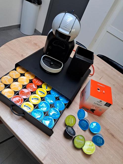 Dolce Gusto + toebehoren!, Elektronische apparatuur, Koffiezetapparaten, Zo goed als nieuw, Ophalen of Verzenden
