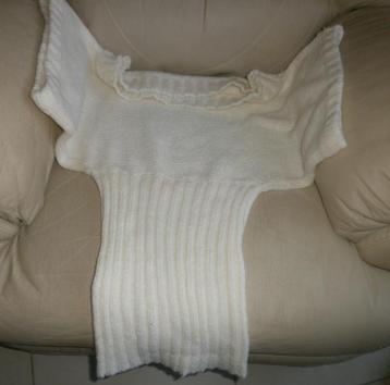 Pull coupe originale blanc cassé taille unique beschikbaar voor biedingen