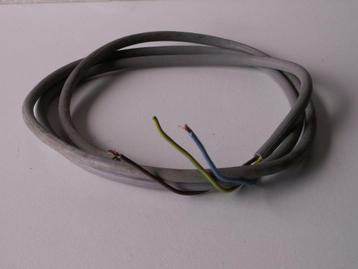 Elektrische kabel, driedraad, lengte 2 meter.  beschikbaar voor biedingen