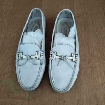 Witte Tod's Damesschoen maat 38 beschikbaar voor biedingen