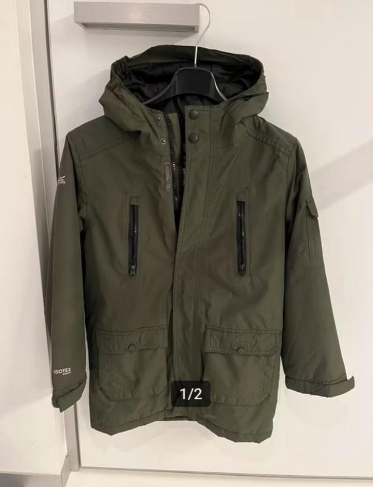 Waterdichte tussenseizoensjas jongens, Regatta, maat 140, Kinderen en Baby's, Kinderkleding | Maat 140, Zo goed als nieuw, Jongen