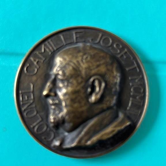 Médaille de bronze colonel Camille Joset, Postzegels en Munten, Munten | Amerika, Ophalen