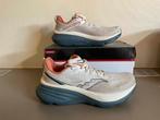 Saucony Hurricane 24 Maat 42, Sport en Fitness, Loopsport en Atletiek, Ophalen of Verzenden, Zo goed als nieuw, Saucony