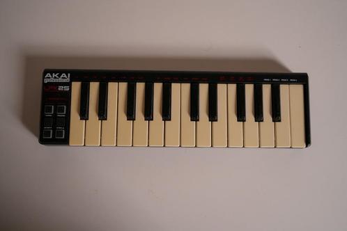 AKAI Professional LPK25 USB MIDI Keyboard Controller, Muziek en Instrumenten, Midi-apparatuur, Gebruikt, Ophalen