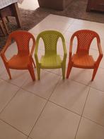 3 kleine plastieken zeteltjes voor een spotprijs afhalen ., Tuin en Terras, Ophalen, Zo goed als nieuw
