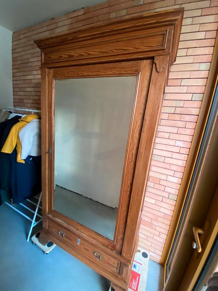 Authentieke walnoten kast met spiegel en schuif, Antiek en Kunst, Antiek | Meubels | Kasten, Ophalen