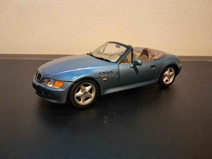 BMW Z3 1:18 Atlanta Blue metallic UT-models, Hobby en Vrije tijd, Modelauto's | 1:18, Nieuw, Auto, UT Models, Ophalen of Verzenden