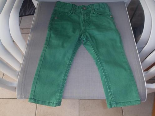 groene broek maat 80, Kinderen en Baby's, Babykleding | Maat 80, Zo goed als nieuw, Jongetje, Broekje, Ophalen