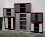 Professionele plank met metalen kast
