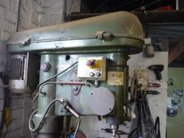 automatisch boormachine, Enlèvement, Utilisé, Perceuse