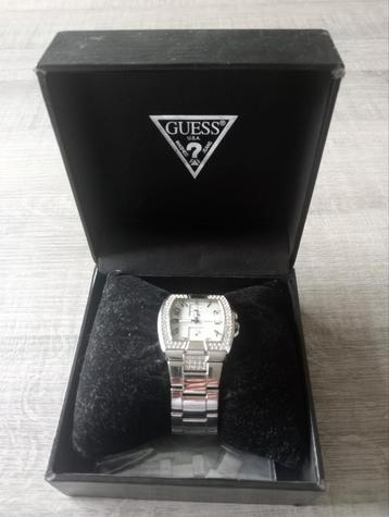 Guess dames horloge in box