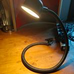 Lampe serpent vintage, Enlèvement