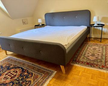 Comme Neuf!! Cadre de lit KONGSBERG 180x200 + deux sommiers beschikbaar voor biedingen