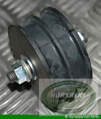 Ophangrubber motor V8 en  of versnellingsbak Land Rover beschikbaar voor biedingen