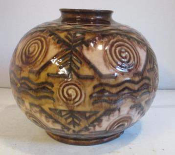 uitzonderlijke art deco vaas Sevres Maurice Gensoli beschikbaar voor biedingen