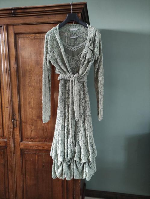 Kaki kanten jurk (2 laagjesjurken + vest) + petticoat, Kleding | Dames, Jurken, Zo goed als nieuw, Ophalen of Verzenden