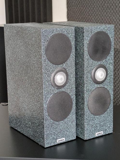 Revox Re:sound Shelf 02, zeldzame bookshelf speakers, 70 W, Audio, Tv en Foto, Luidsprekerboxen, Gebruikt, Front, Rear of Stereo speakers