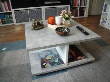 Salontafel 70x70xH36cm in perfecte staat! beschikbaar voor biedingen