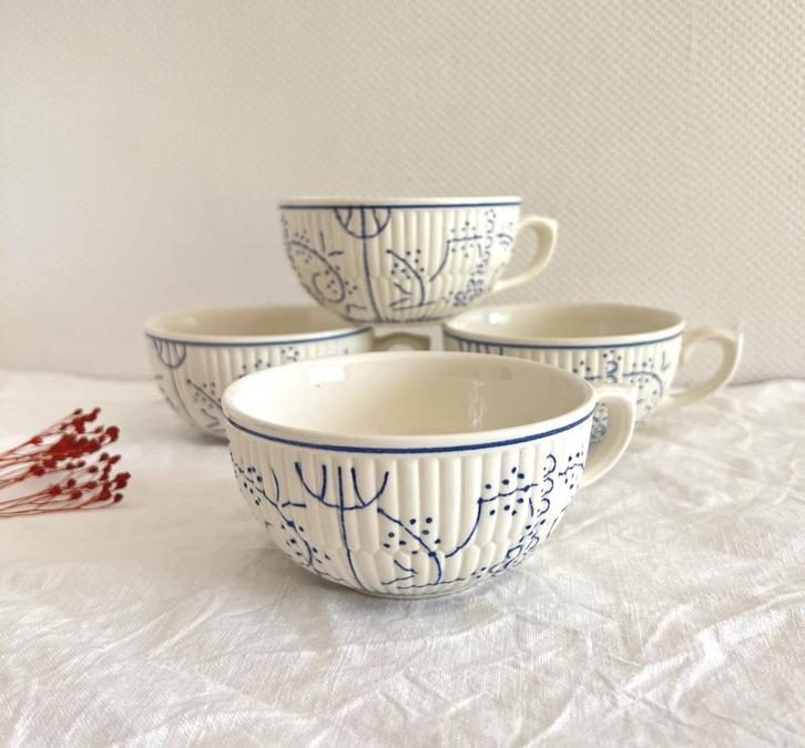 Lot de 4 tasses Royal Boch Copenhague, Antiek en Kunst, Antiek | Servies los, Ophalen of Verzenden