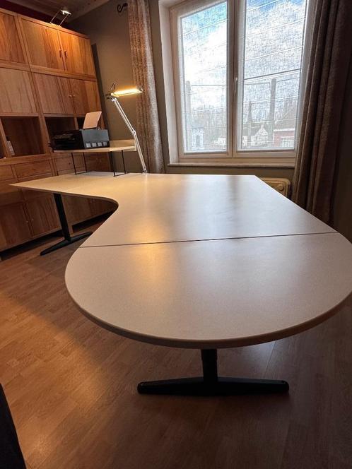 Groot bureau In zeer goede staat, Huis en Inrichting, Bureaus, Zo goed als nieuw, Bureau, Ophalen