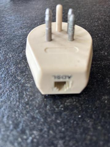 Telefoon stekker beschikbaar voor biedingen