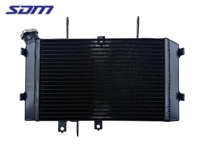 RADIATEUR DL 650 V-Strom 2017-2020 (DL650) (17710-11J00), Motoren, Onderdelen | Overige, Gebruikt