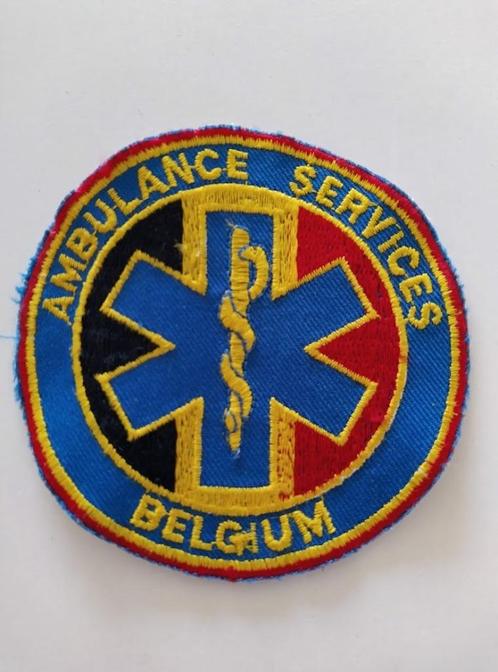 Vintage Ecusson Ambulance Services Belgium - Mooie staat, Verzamelen, Speldjes, Pins en Buttons, Zo goed als nieuw, Button, Overige onderwerpen