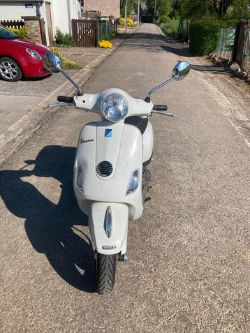 Vespa lx 50 4T de 2010 beschikbaar voor biedingen