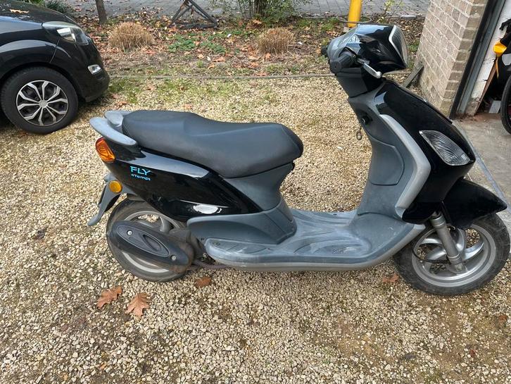 Piaggio fly 4takt, Fietsen en Brommers, Scooters | Piaggio, Gebruikt, Fly, Klasse B (45 km/u), Benzine, Ophalen