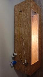 Zelfgemaakte reptielenbak / terrarium van OSB platen, Met terrarium