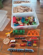 houten trein spoten met wagons en locomotief, Ophalen, Gebruikt