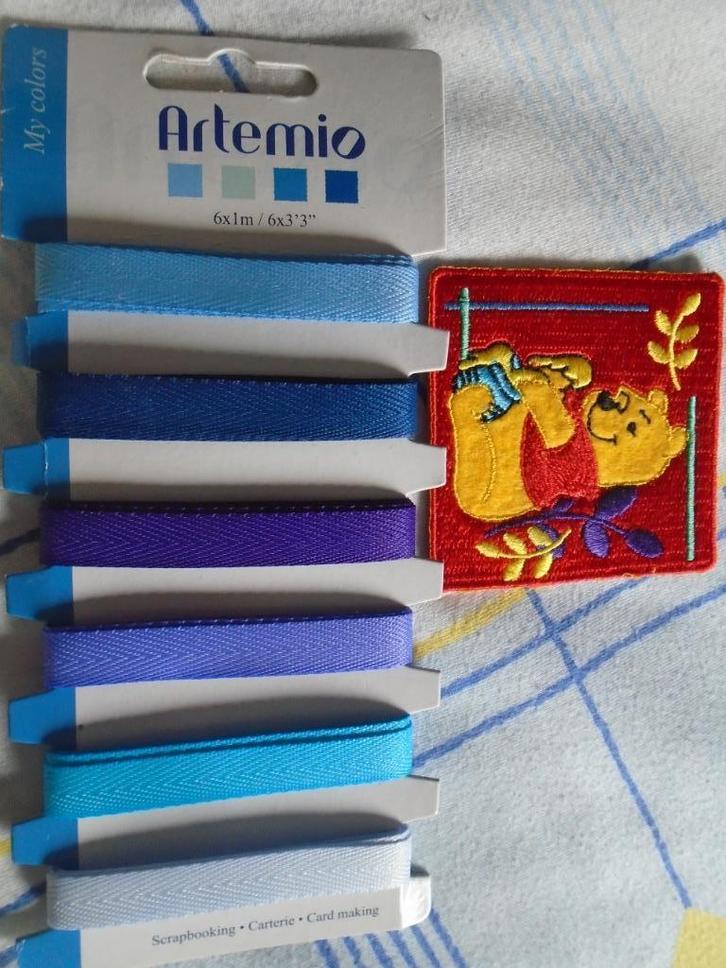 NAAIEN: „ARTEMIO” WINNY THE POOH” 3 SWITZERLAND"+GRATIS, Hobby en Vrije tijd, Naaien en Fournituren, Nieuw, Overige typen, Ophalen of Verzenden