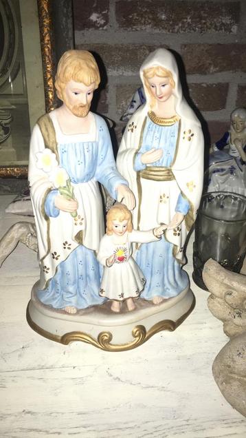 Biscuit beeld heilige familie, Enlèvement