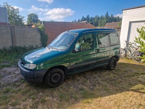 Te koop: Peugeot Partner CombiSpace 1.6 benzine – €2000, Auto's, Renault, Particulier, Bluetooth, Centrale vergrendeling, Schuifdeur