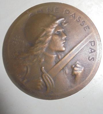 Bronzen penning(medaille) Verdun 1916 beschikbaar voor biedingen