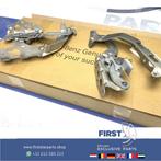 W205 C KLASSE MOTORKAP SCHARNIER LINKS + RECHTS 2014-2021 SE, Utilisé, -, -, Enlèvement ou Envoi