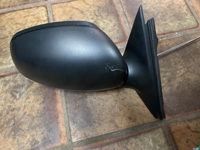 Rétroviseur extérieur droit d'un Skoda Fabia, Autos : Pièces & Accessoires, Rétroviseurs, Skoda, Utilisé, 3 mois de garantie, Enlèvement ou Envoi