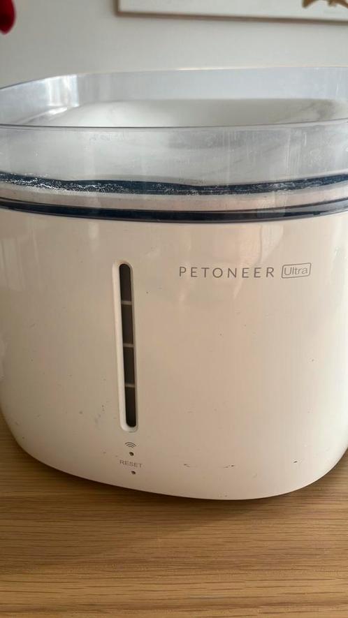 fontaine intelligente pour chat – stérilisation UV intégrée, Elektronische apparatuur, Luchtbehandelingsapparatuur, Zo goed als nieuw