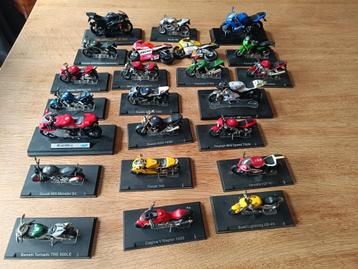 motos miniatures beschikbaar voor biedingen