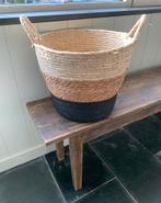 Nieuwe mooie grote rieten mand., Huis en Inrichting, Woonaccessoires | Schalen en Manden, Ophalen of Verzenden, Zo goed als nieuw