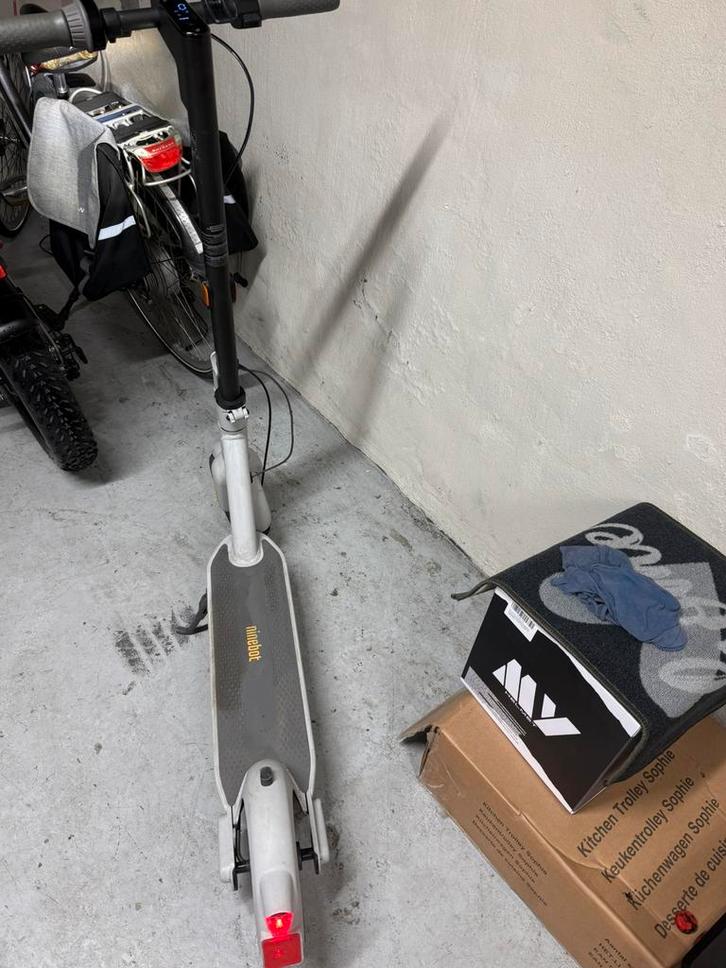 Ninebot G30 Max, Vélos & Vélomoteurs, Trottinettes, Comme neuf, Enlèvement